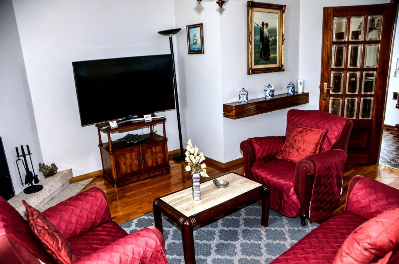 Alminhas House Apartment Alapela Екстериор снимка